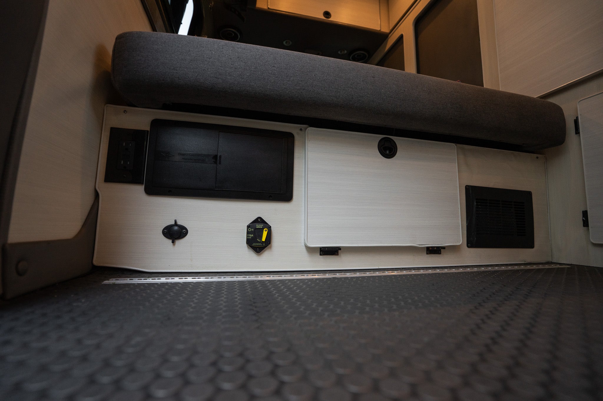 Mercedes-Benz Sportsmobile