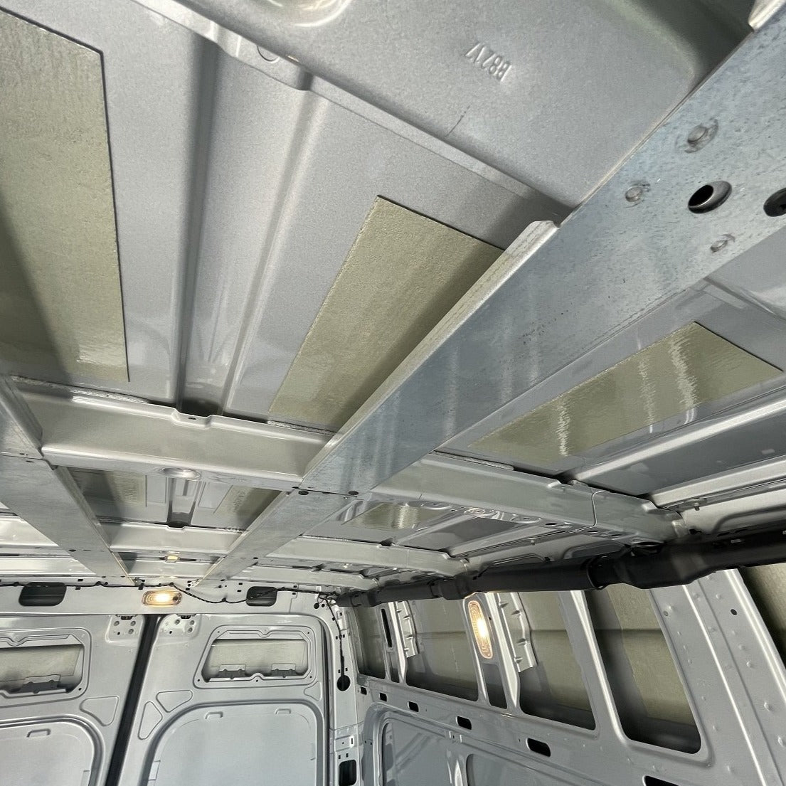 07+ Sprinter Van 144 - Ceiling Brace Kit