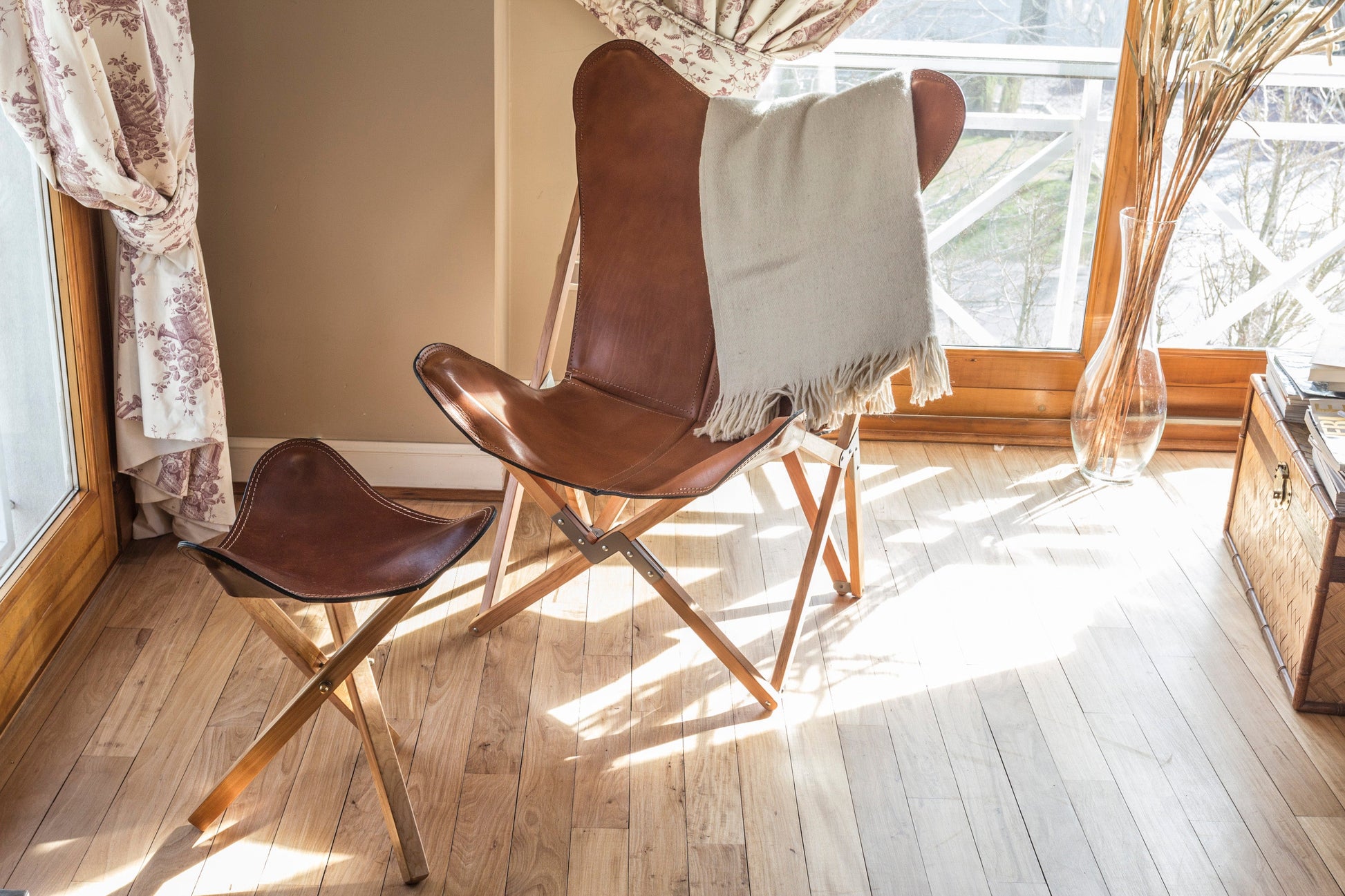 Tripolina Leather Chair