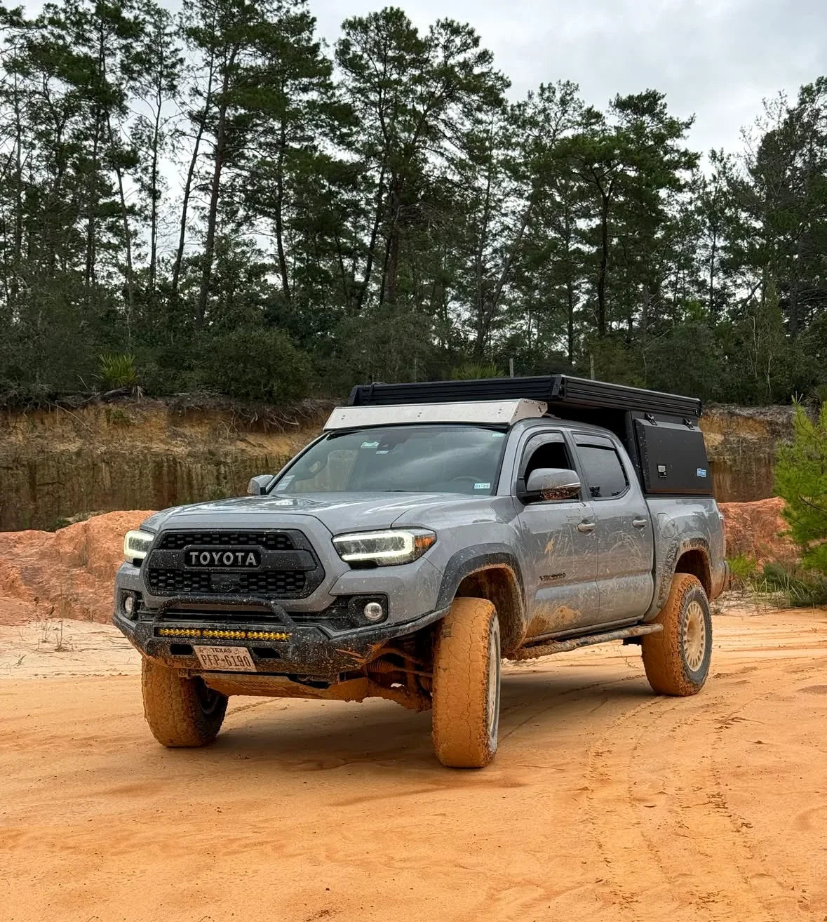 Super Pacific X1 Camper