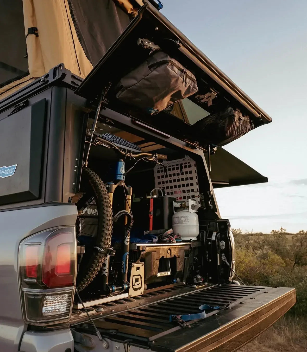 Super Pacific X1 Camper